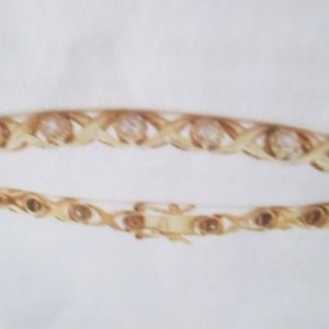DIAMOND  TENNIS BRACELET , GENUINE STONES, BRAND NEW